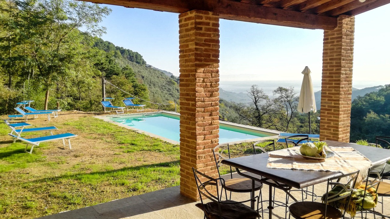 Photo of Outdoor in Buti