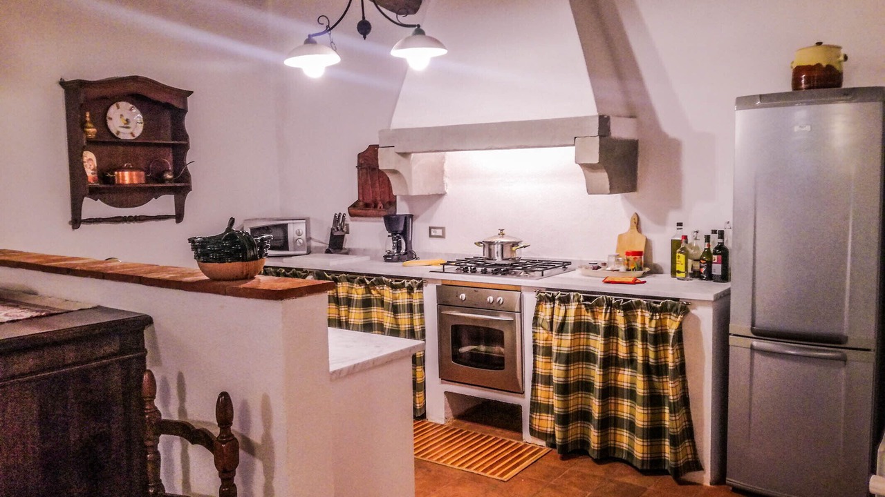 Photo of Kitchen in Buti