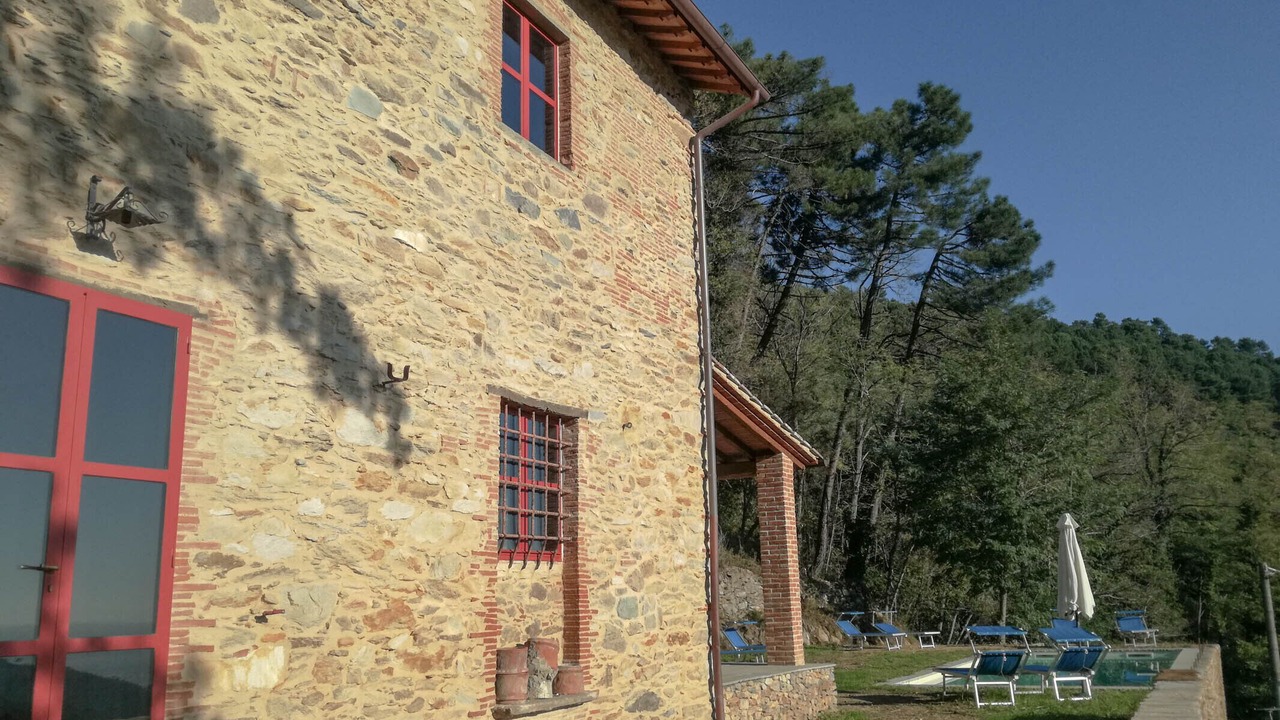 Photo of Outdoor in Buti