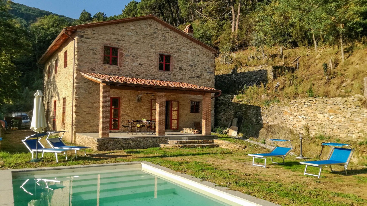 Photo of Outdoor in Buti