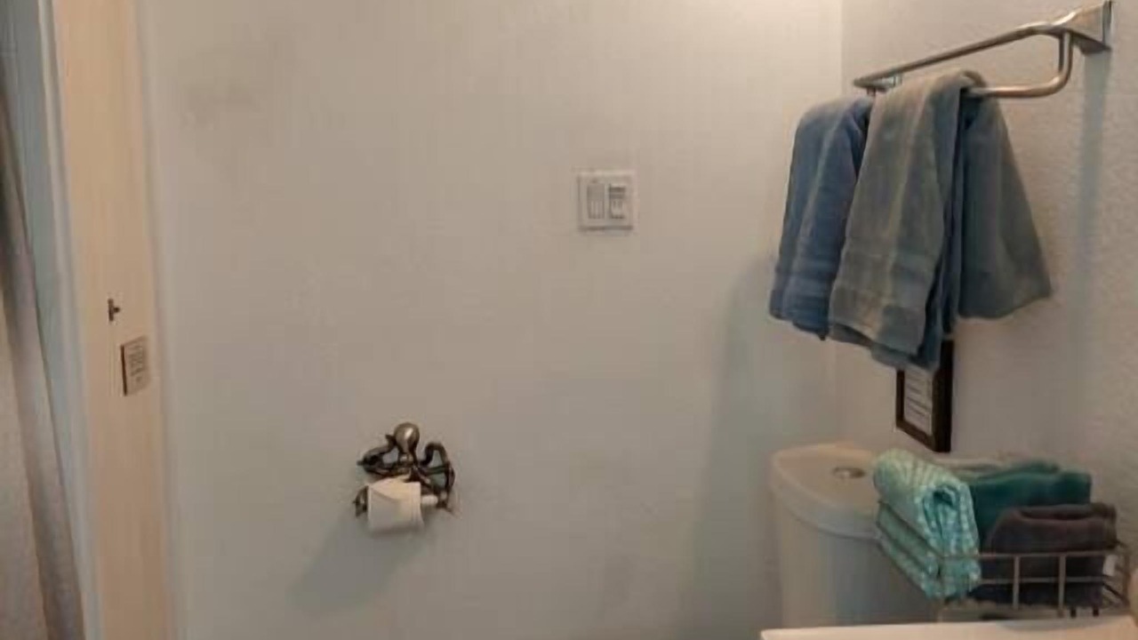Photo of Bathroom in Gulf Palms