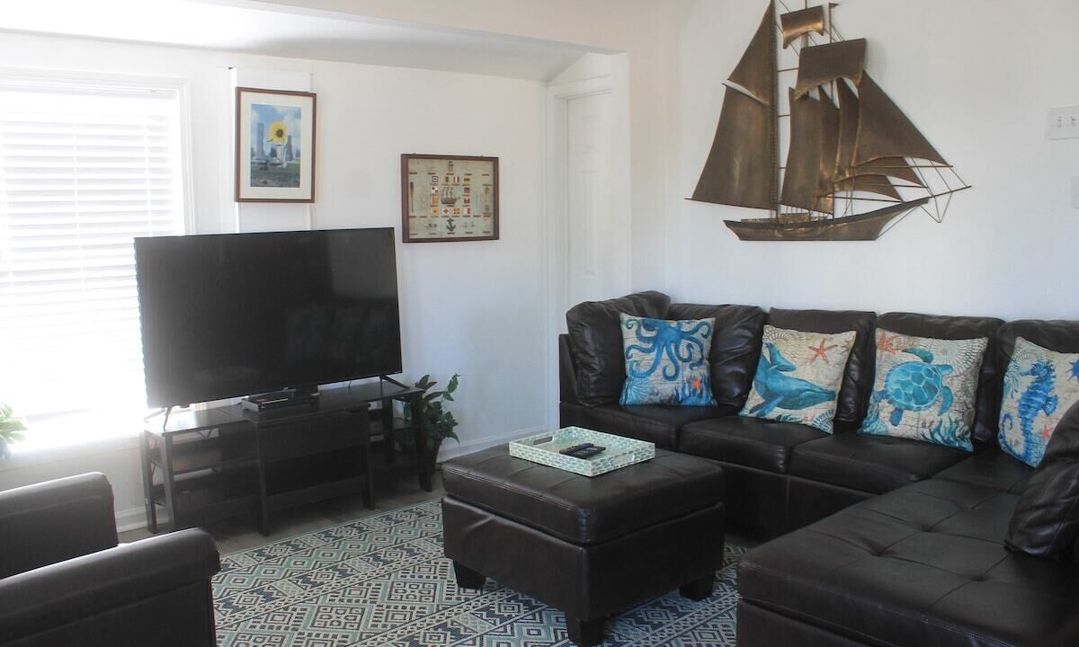 Photo of Bedroom in Gulf Palms