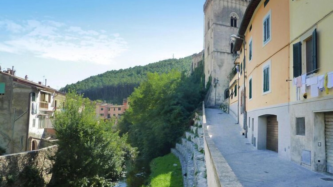 Photo of Outdoor in Buti