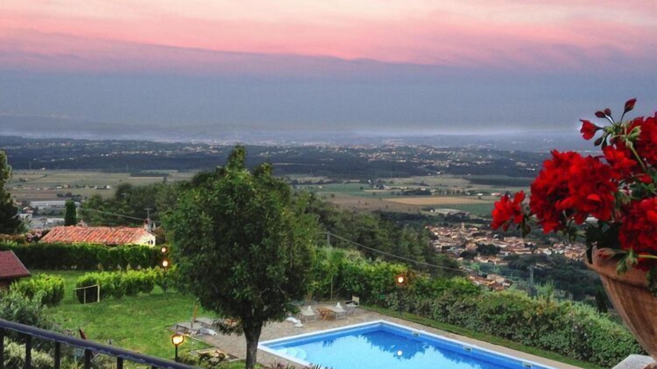 Photo of Outdoor in Buti