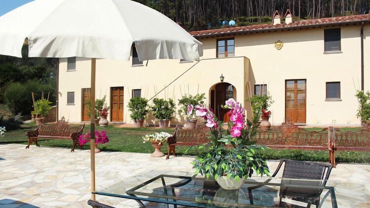Photo of Outdoor in Buti