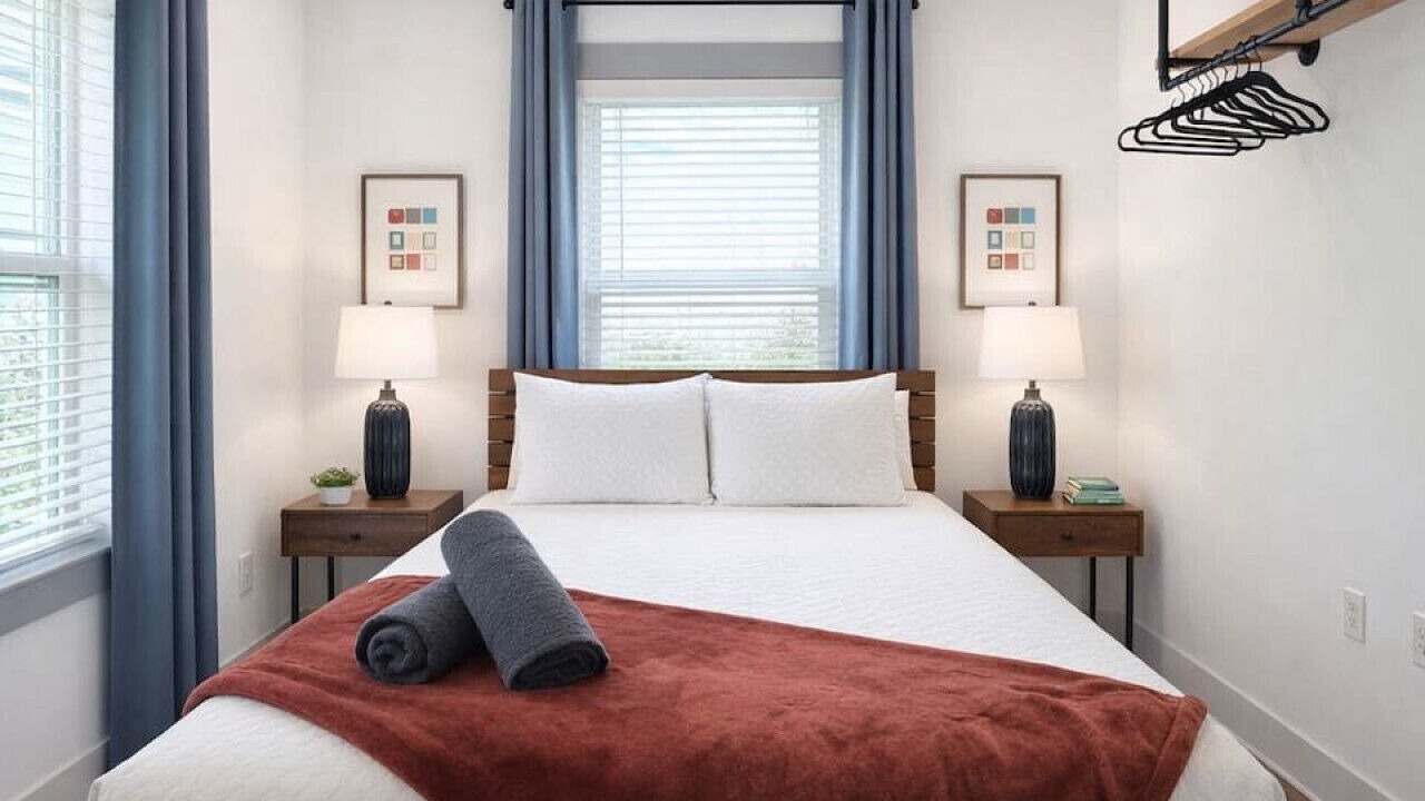 Photo of Bedroom in Villa Heights