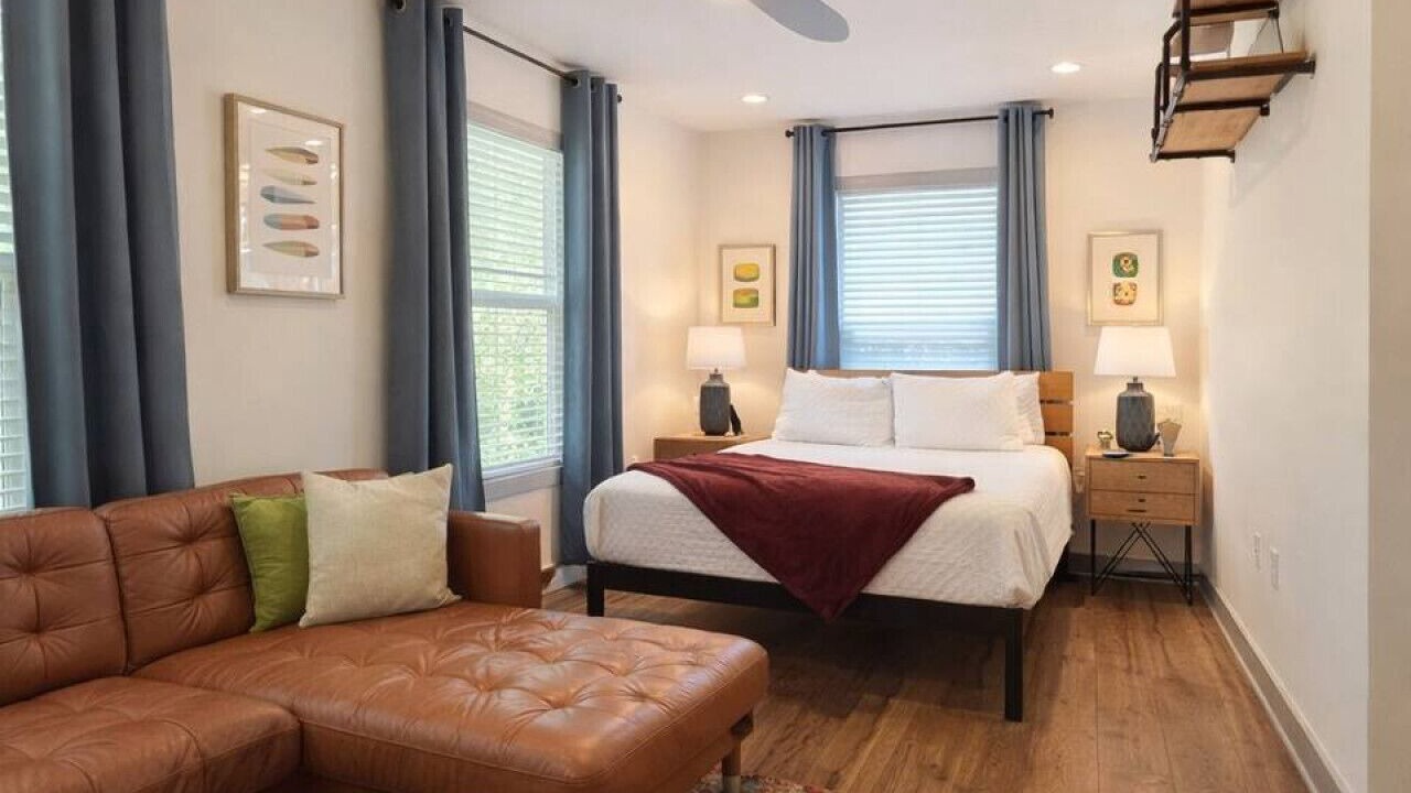 Photo of Bedroom in Villa Heights