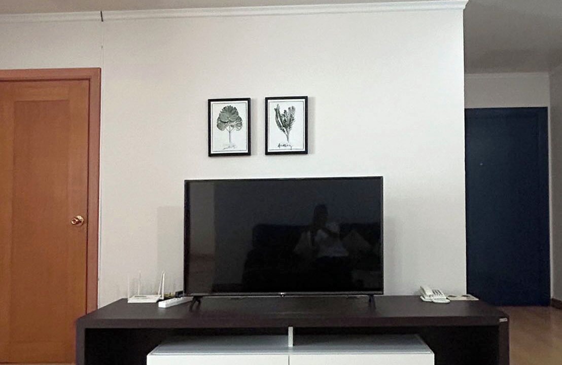Photo of Livingroom in Khlong Tan Nuea