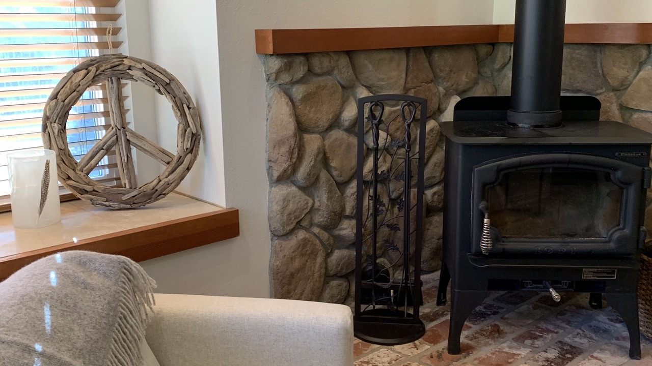 Photo of Livingroom in Meiners Oaks