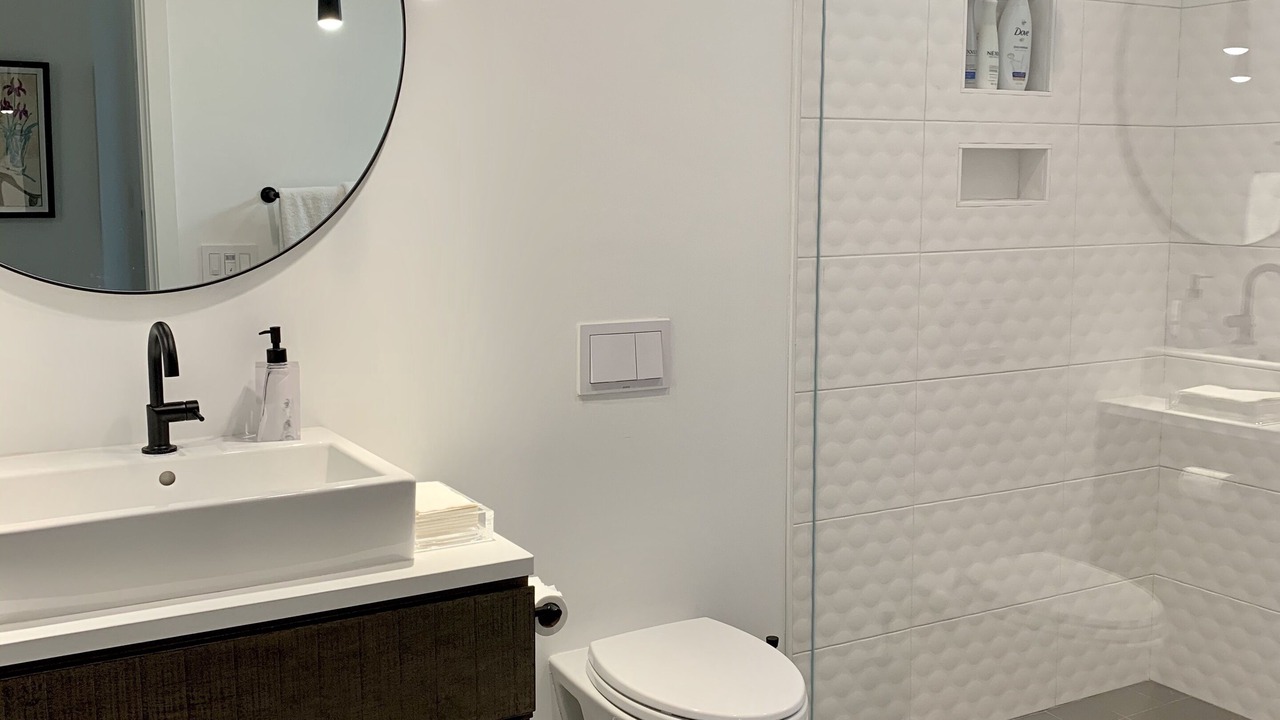 Photo of Bathroom in Hollywood Beach