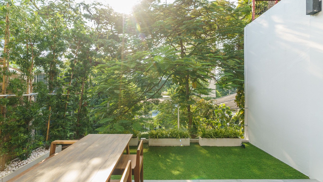 Photo of Outdoor in Asoke