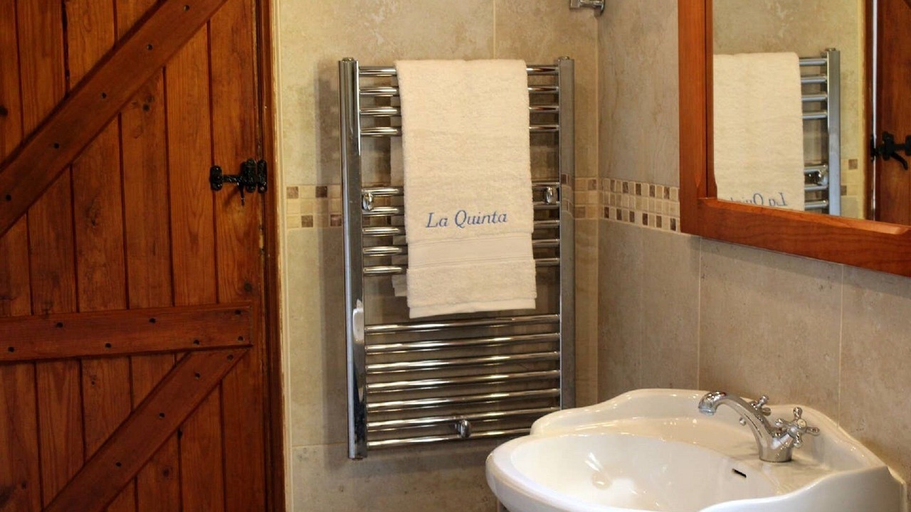 Photo of Bathroom in Apra
