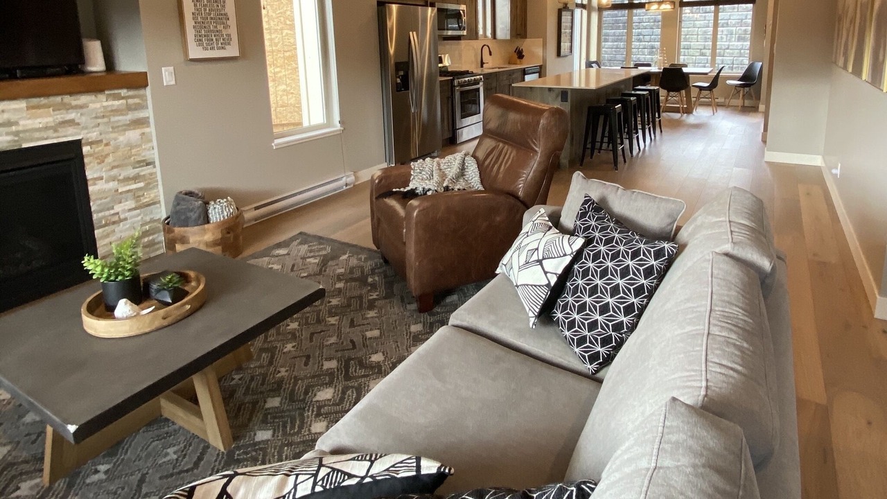 Photo of Livingroom in Sun Peaks