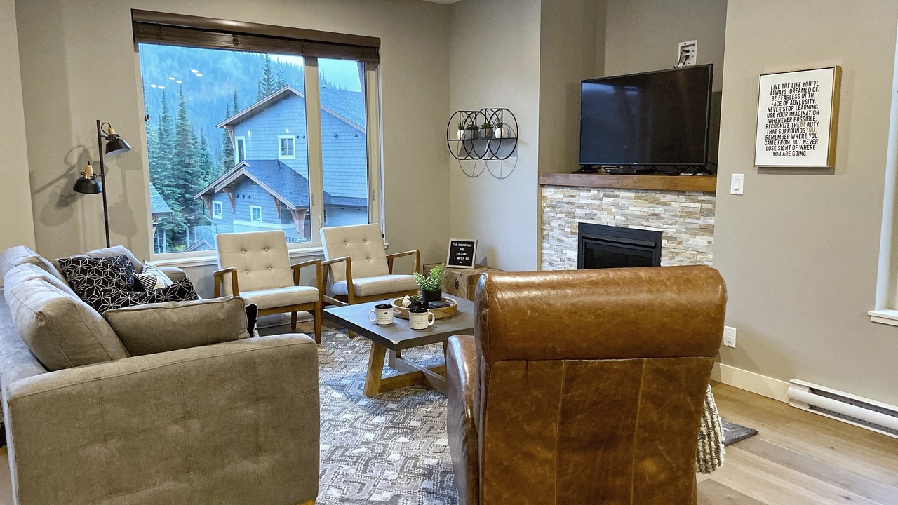 Photo of Livingroom in Sun Peaks