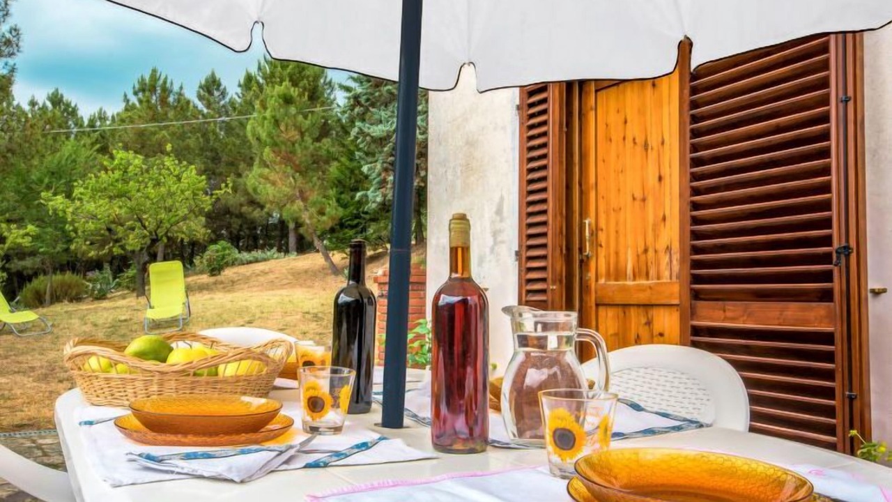 Photo of Outdoor in Neri
