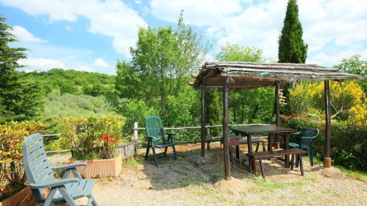 Photo of Outdoor in Neri