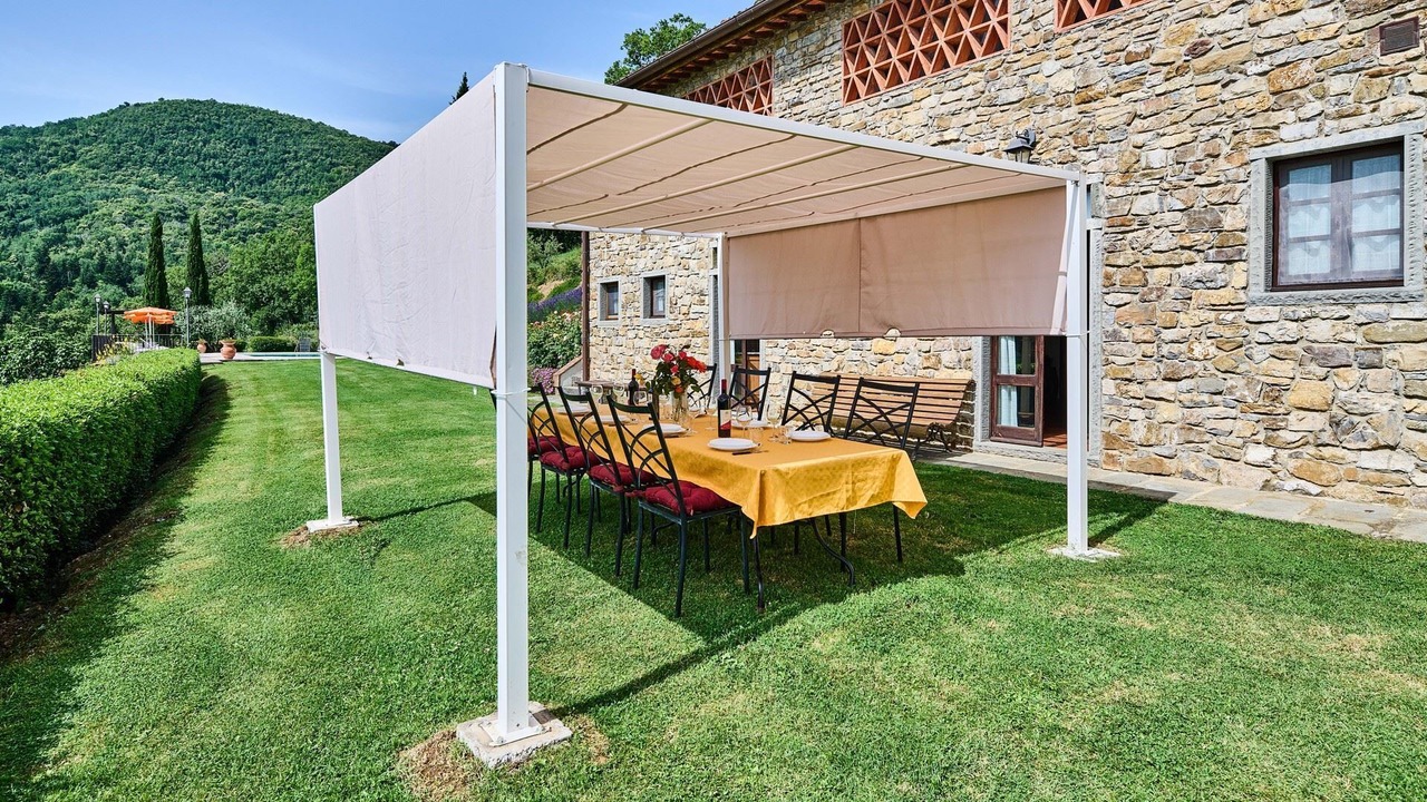 Photo of Outdoor in Neri