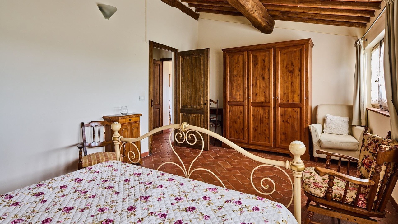 Photo of Bedroom in Neri