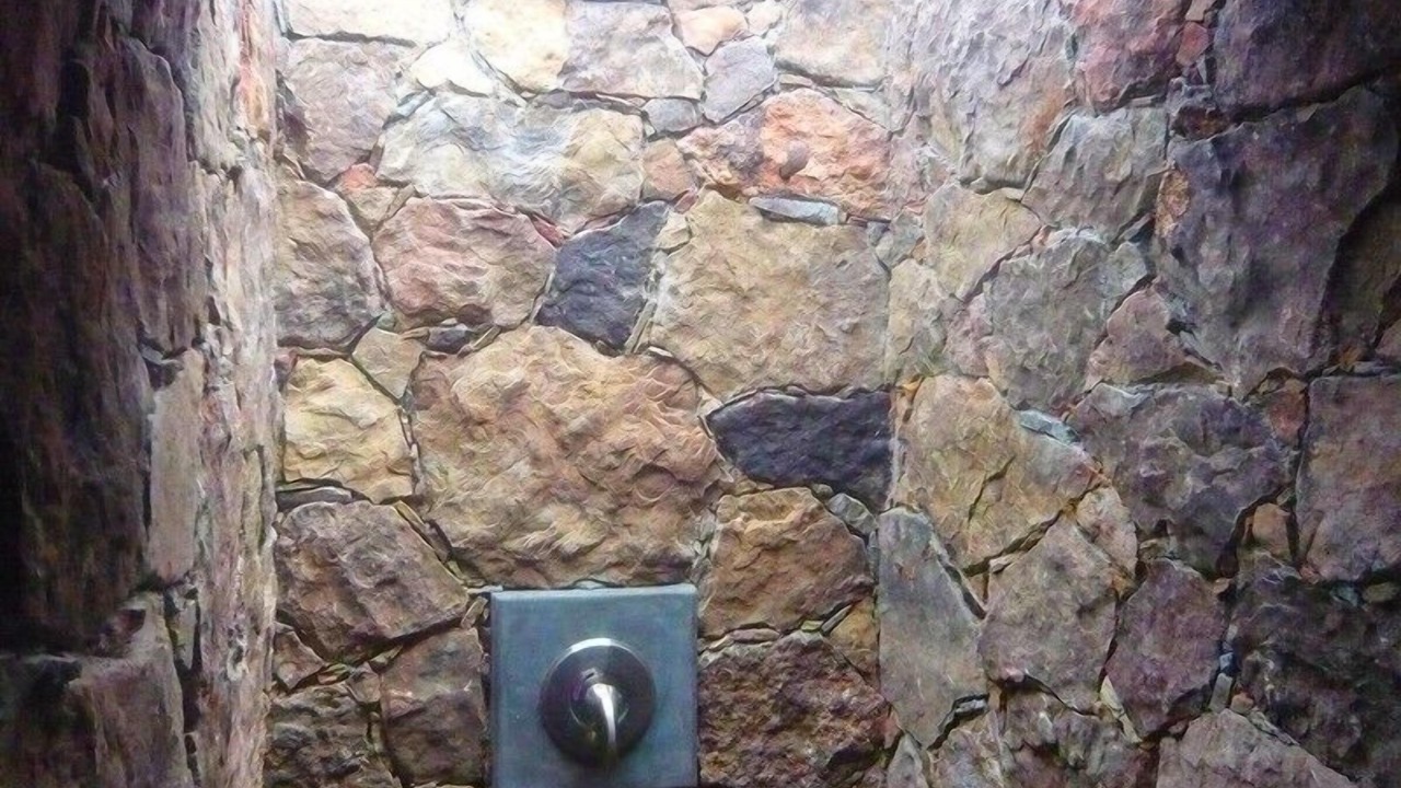 Photo of Bathroom in Laguna Beach