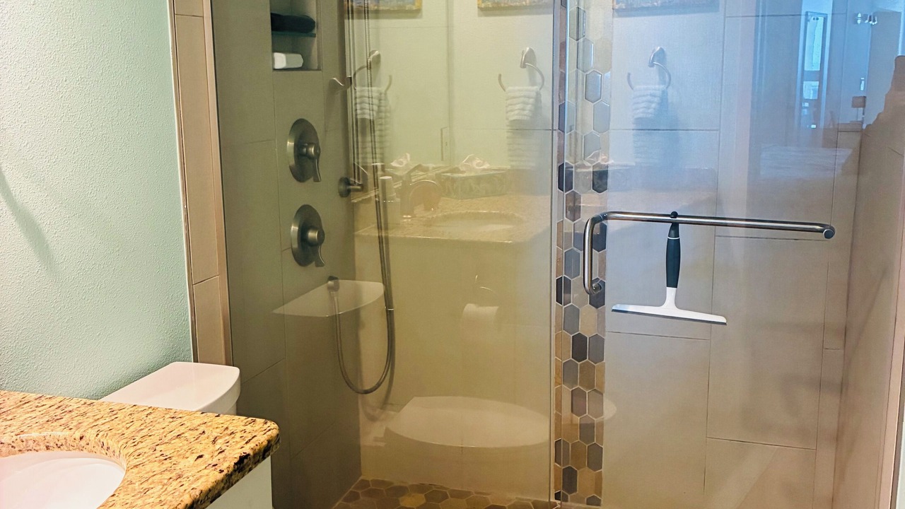 Photo of Bathroom in New Smyrna Beach
