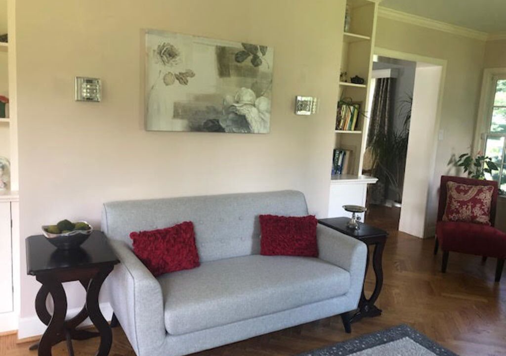 Photo of Livingroom in Potomac