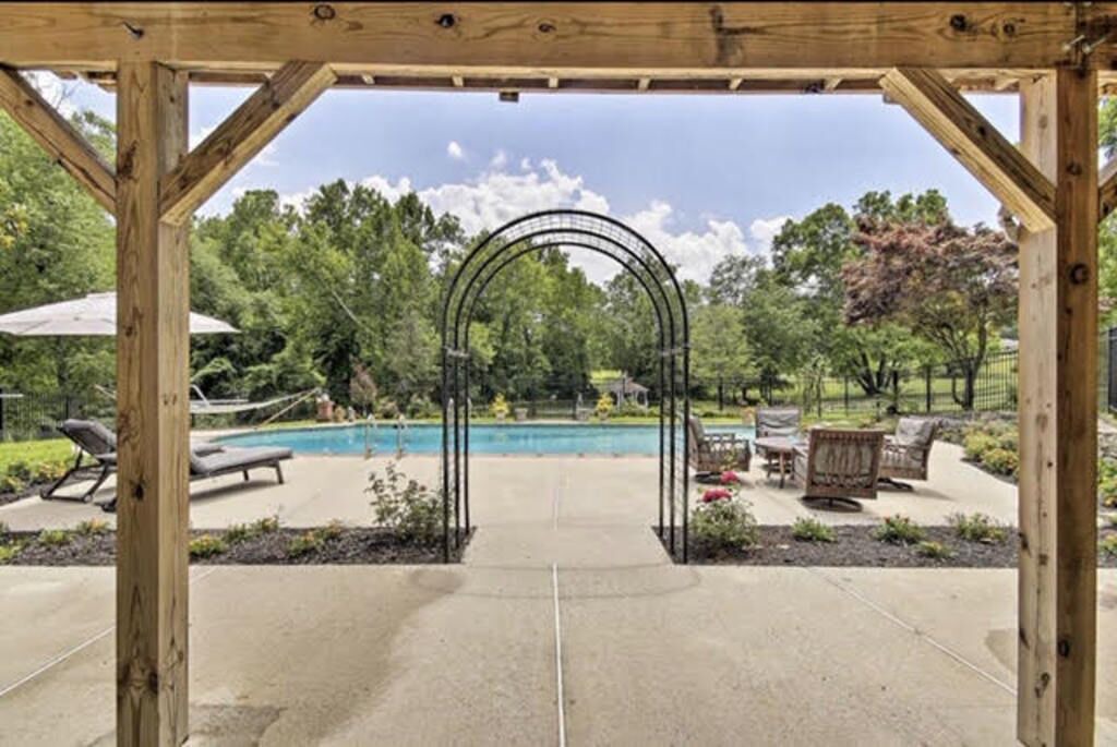 Photo of Outdoor in Potomac