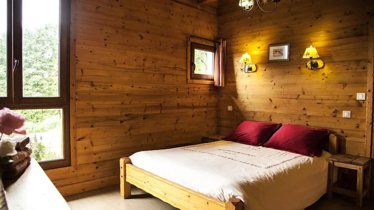 Photo of Bedroom in Mercury