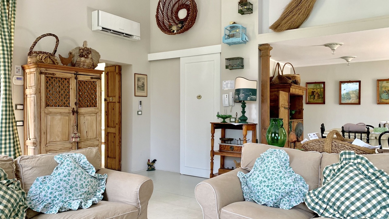 Photo of Livingroom in Borgo Montone