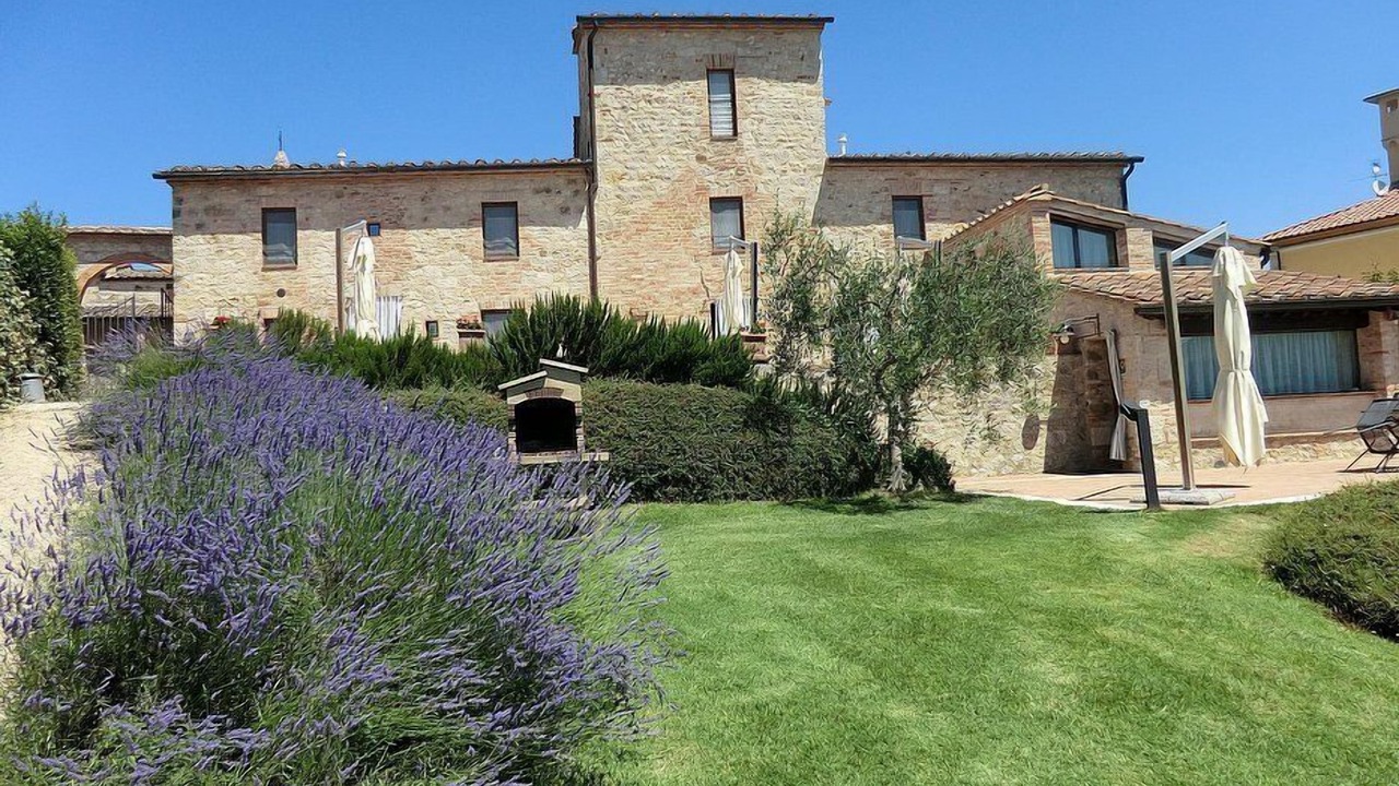 Photo of Outdoor in Lano