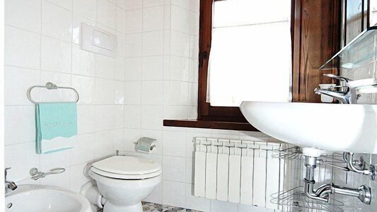 Photo of Bathroom in Lano