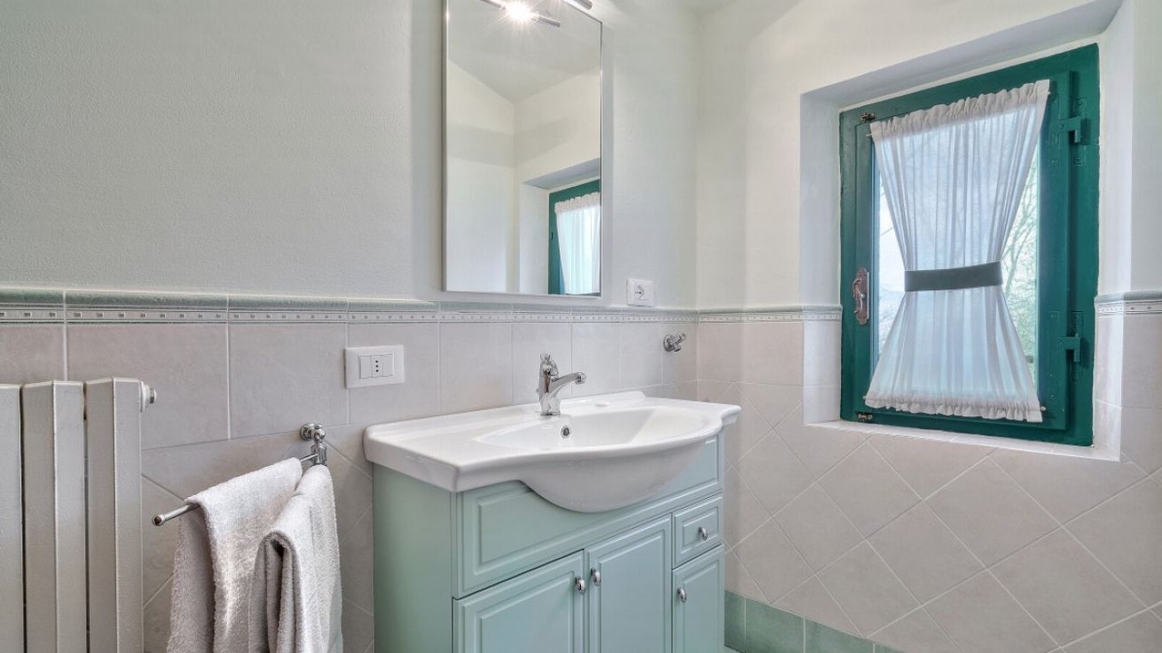 Photo of Bathroom in Sarna