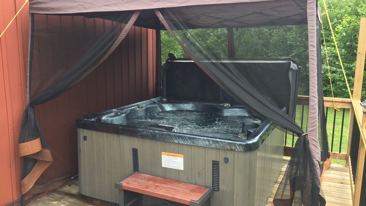 Photo of Outdoor in Strong