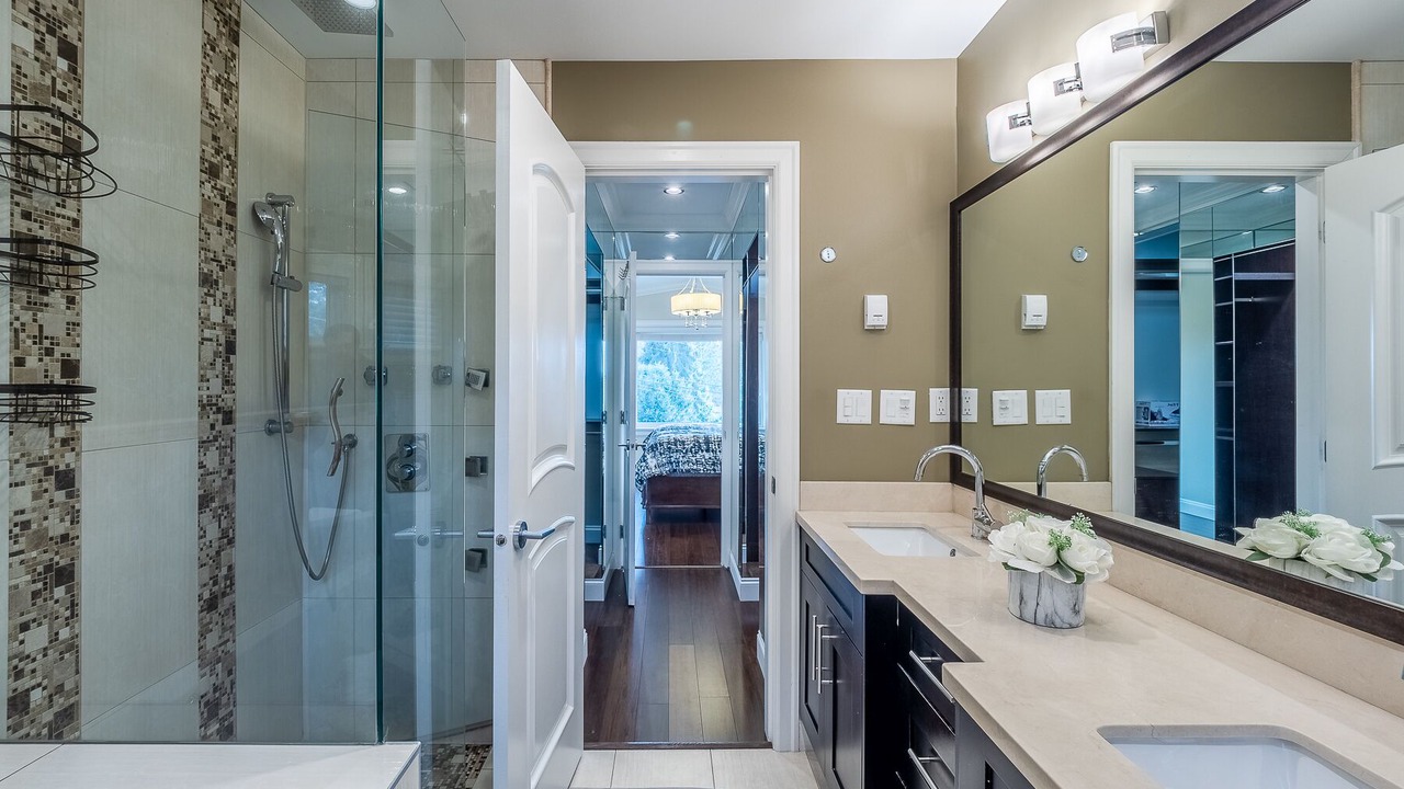 Photo of Bathroom in Canyon Heights