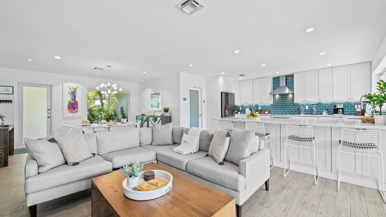 Photo of Livingroom in Coral Shores