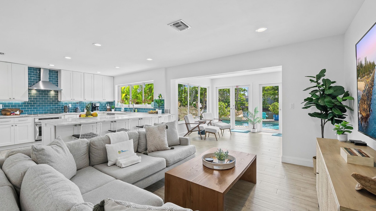 Photo of Livingroom in Coral Shores