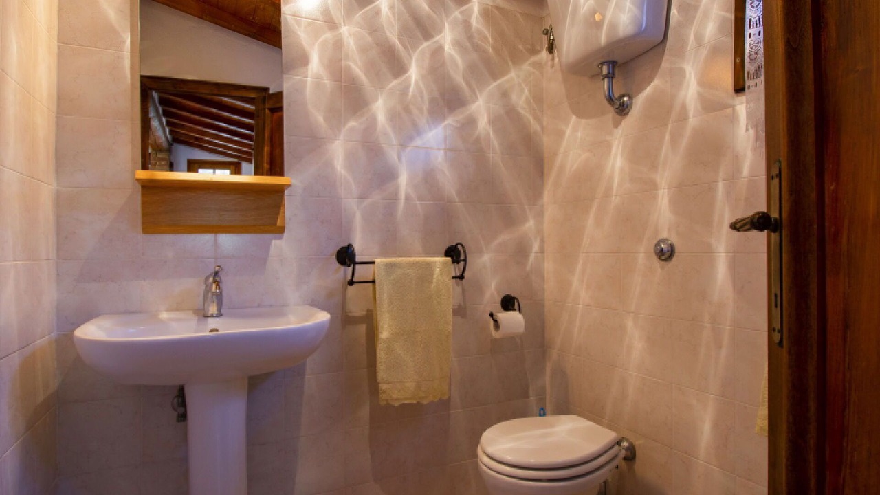 Photo of Bathroom in Palaia