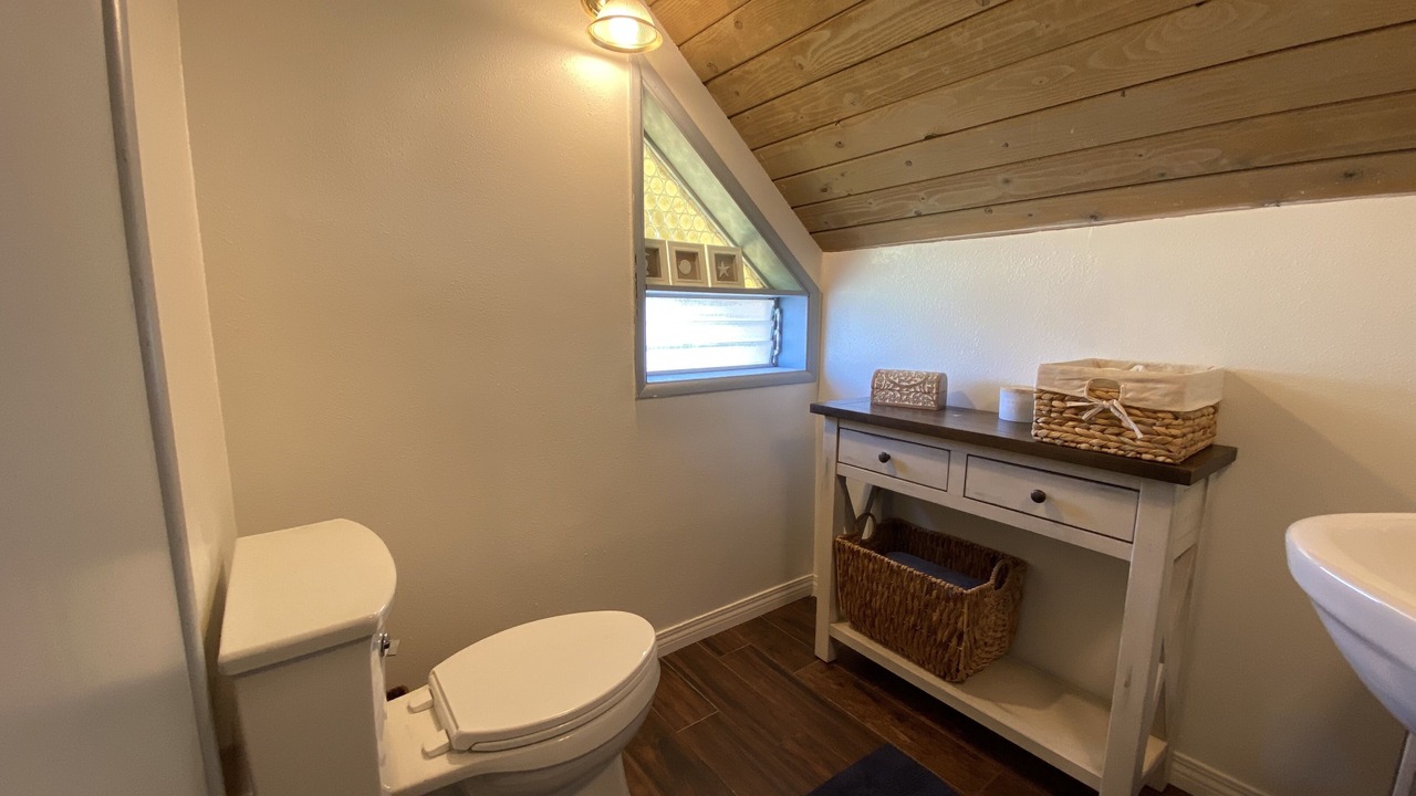 Photo of Bathroom in Silver Strand