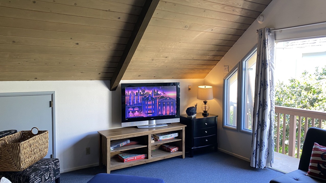 Photo of Livingroom in Silver Strand