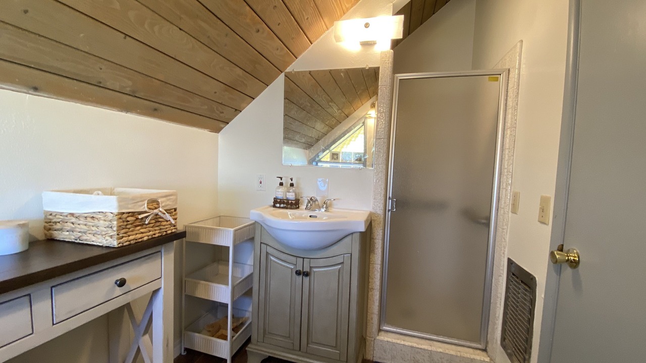 Photo of Bathroom in Silver Strand
