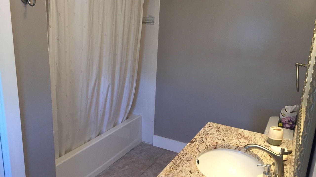 Photo of Bathroom in Eastward Look
