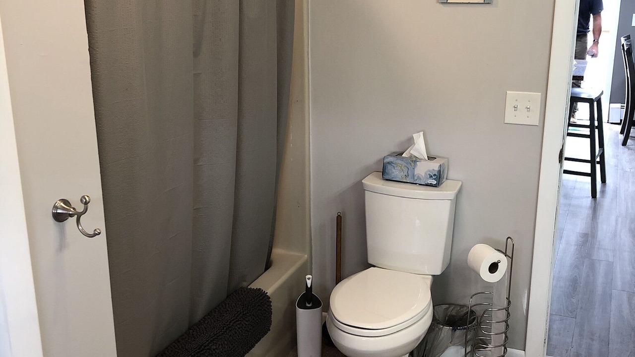 Photo of Bathroom in Eastward Look