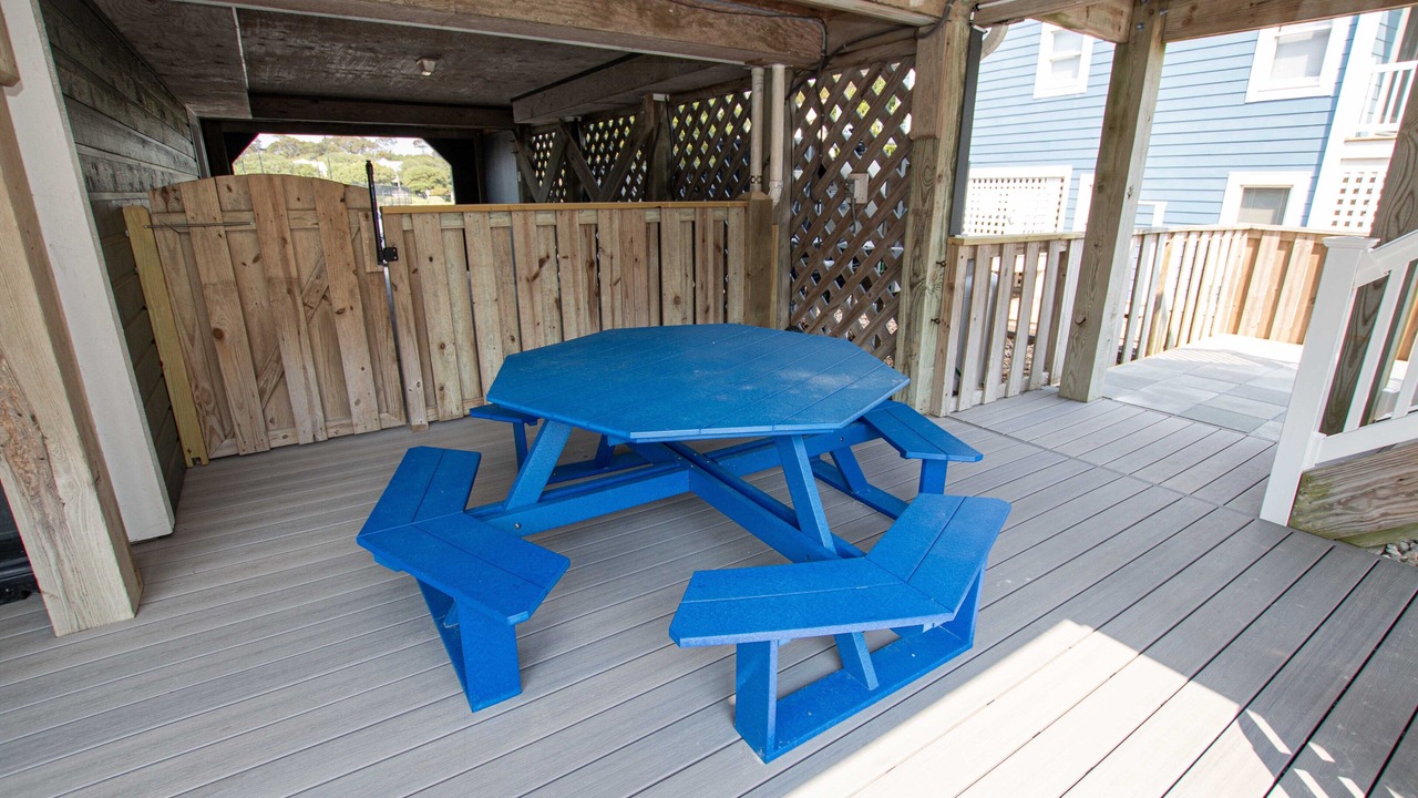Photo of Outdoor in Corolla Light