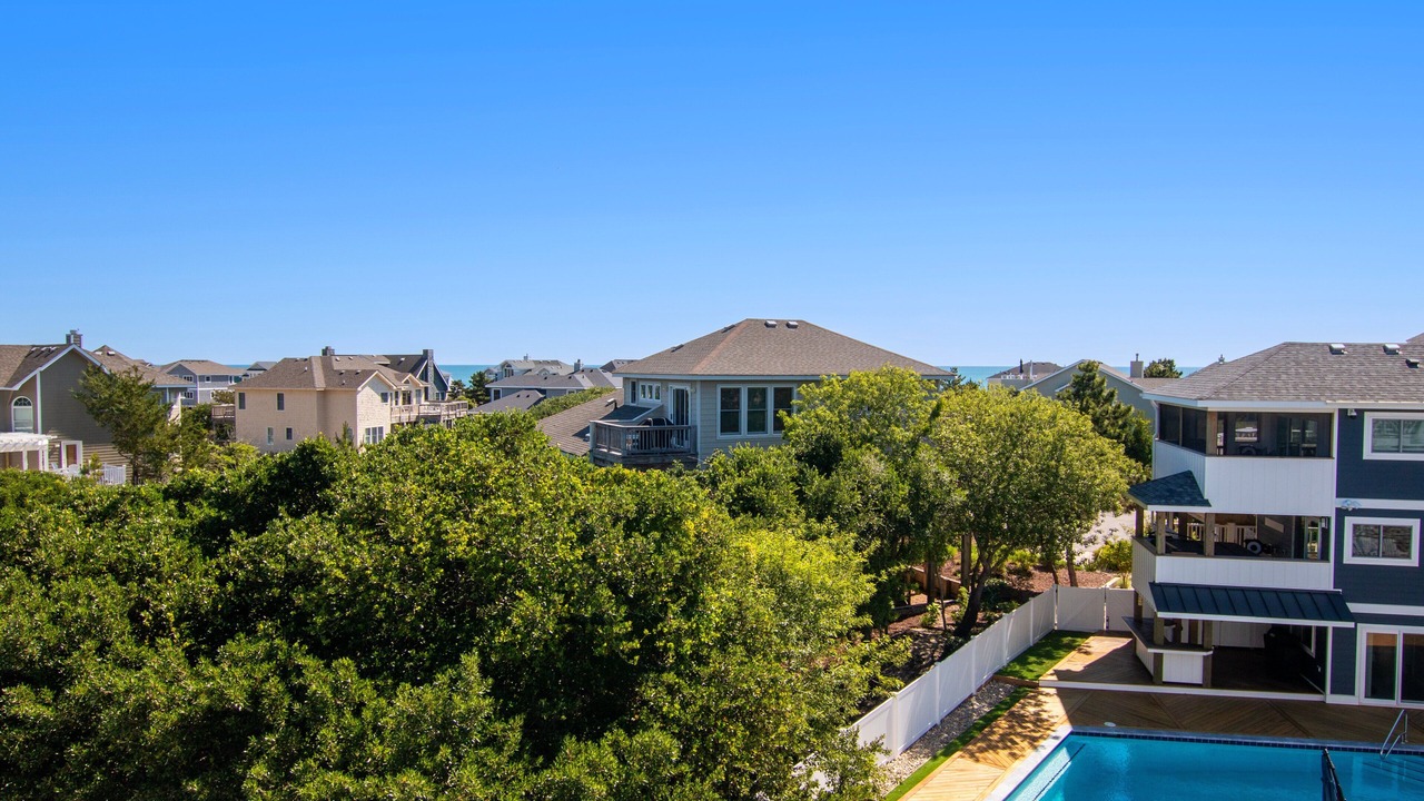 Photo of Outdoor in Corolla Light