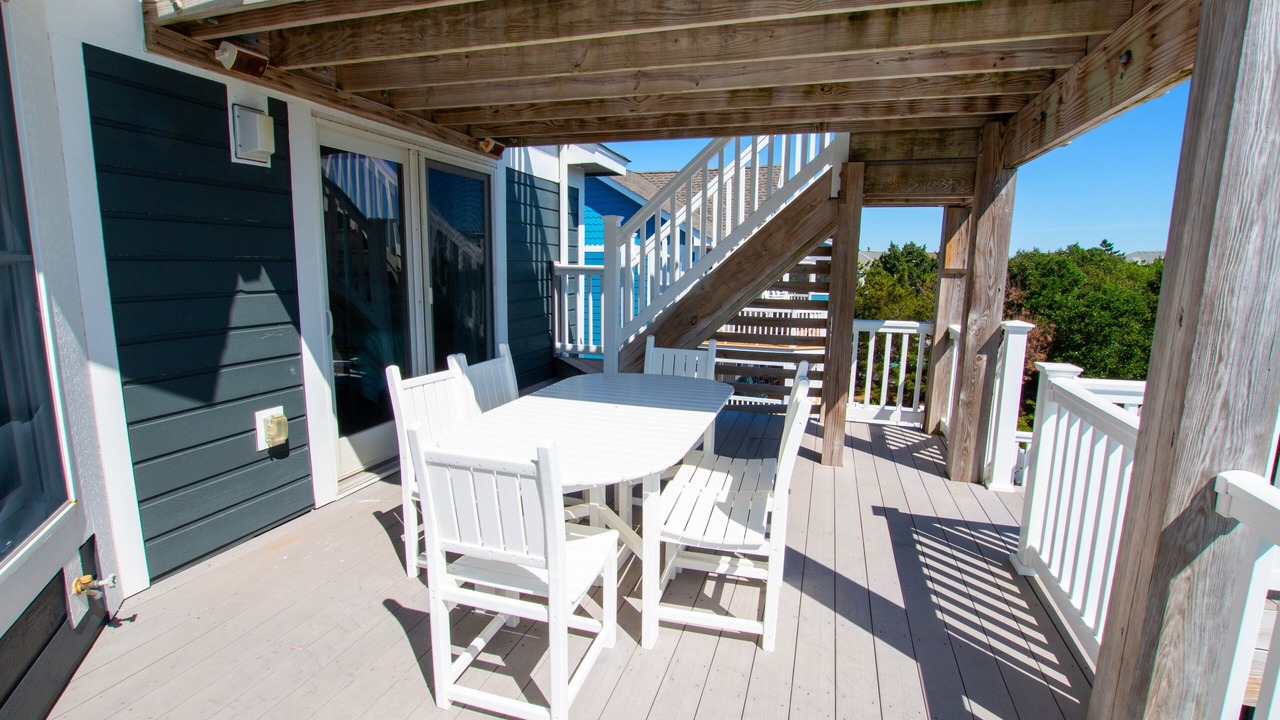 Photo of Outdoor in Corolla Light