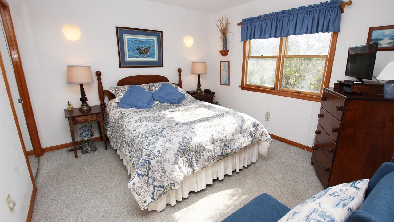 Photo of Bedroom in Carolina Dunes