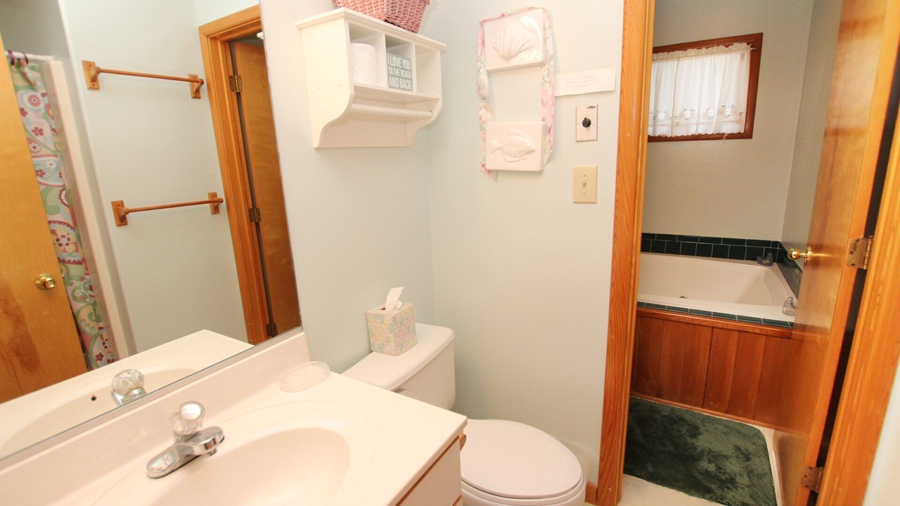 Photo of Bathroom in Carolina Dunes