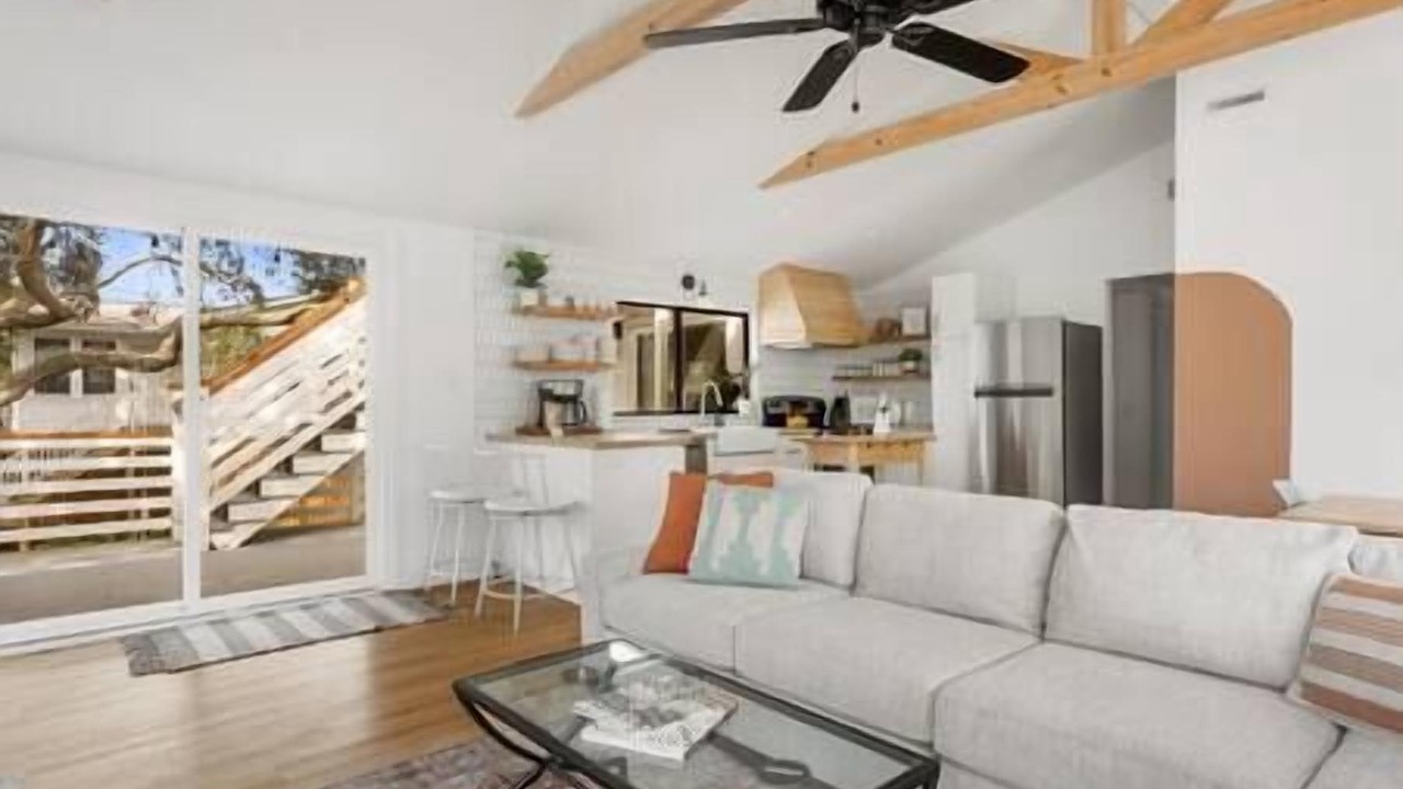 Photo of Livingroom in Folly Beach
