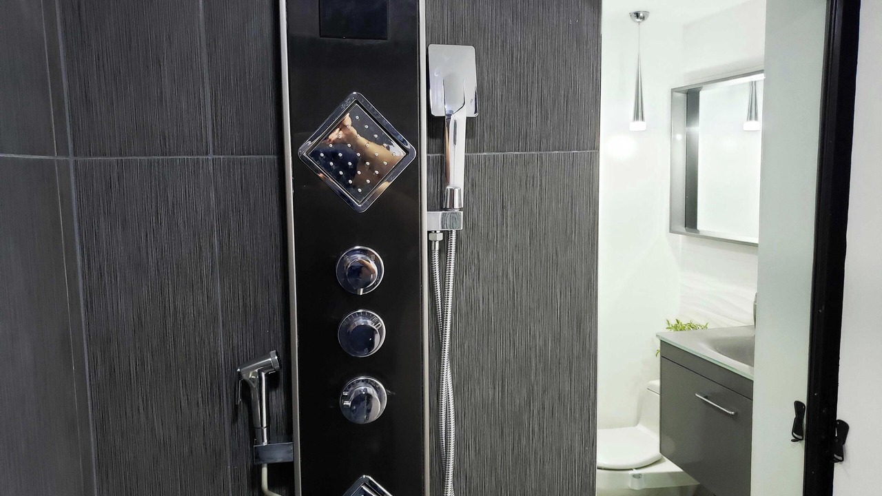 Photo of Bathroom in Cervera Kiriakides
