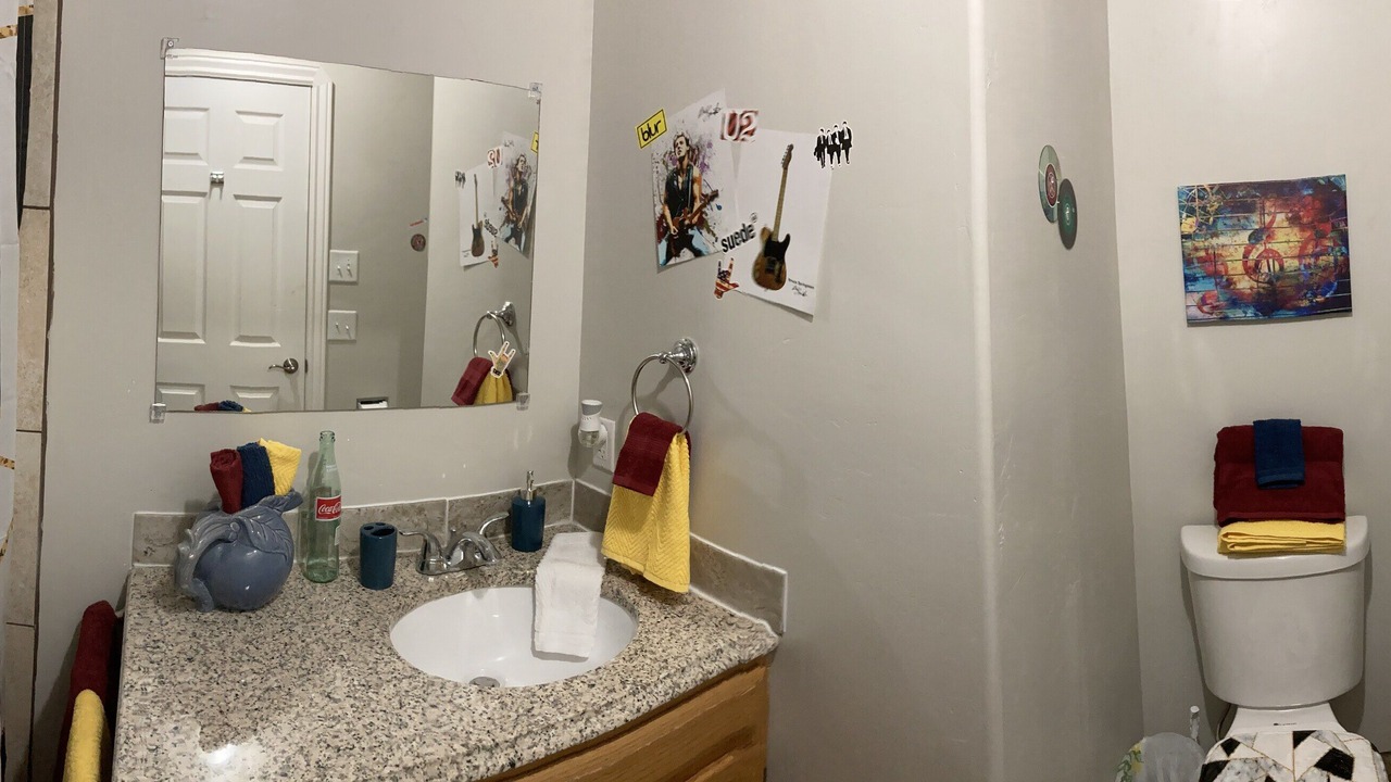 Photo of Bathroom in Hildale