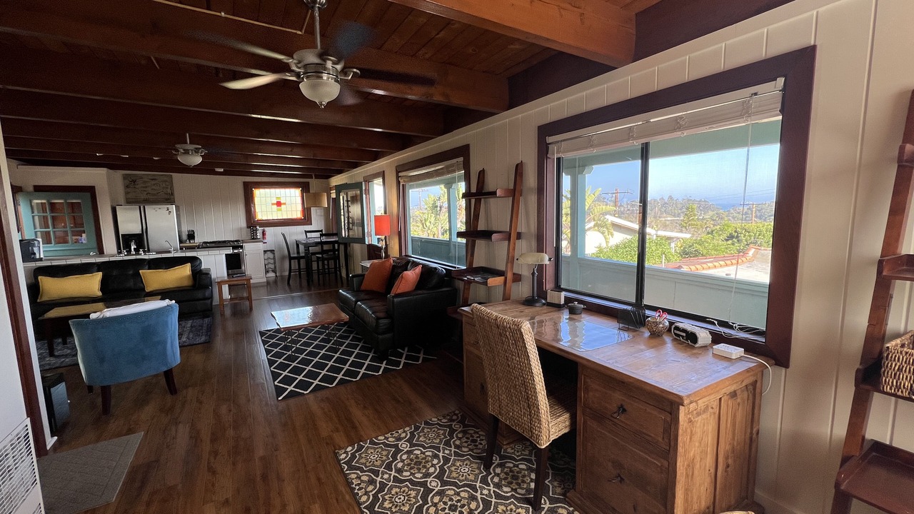 Photo of Livingroom in Eastside